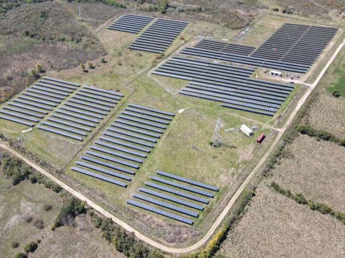 vista satelital de panes fotovoltaicos